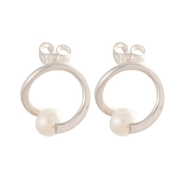 Aretes Circular Con Una Perla
